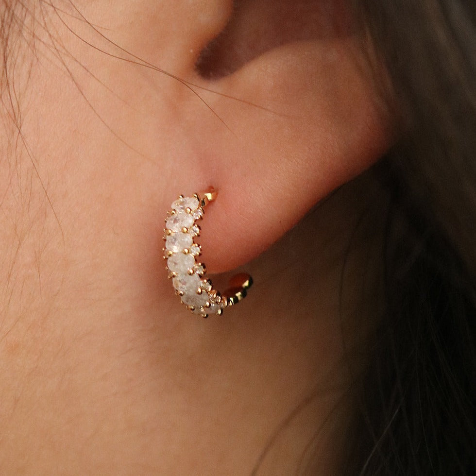 Halbcreolen mit Kristallrand