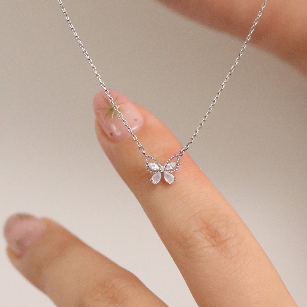 Schmetterling Mondstein-Kette